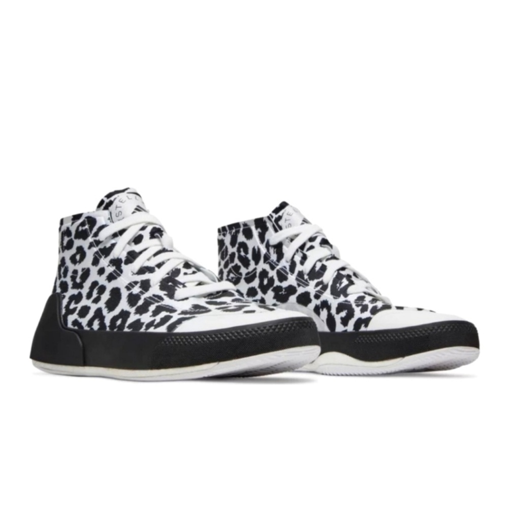 *EUC* Adidas Treino Mid x Stella McCartney Leopard Print - Size 8